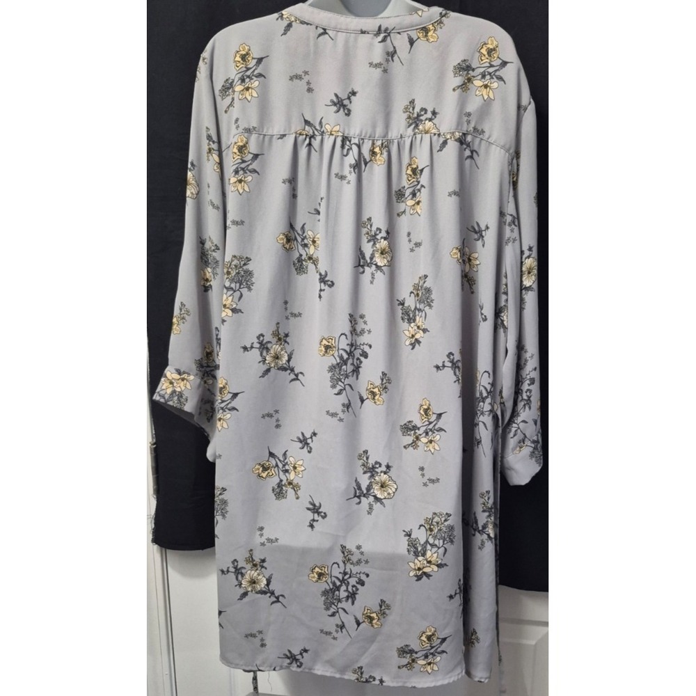 Torrid women's gray floral Georgette Hi-Lo tunic blouse boho shirt sz. 4 pockets - Picture 7 of 13